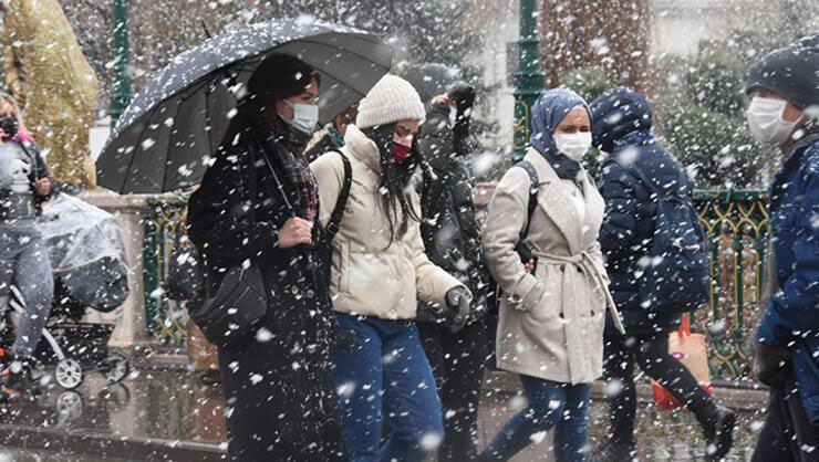 Kar yağışı İstanbulda sürecek mi Meteorolojiden 19 kente flaş uyarı 13 Ocak hava durumu...