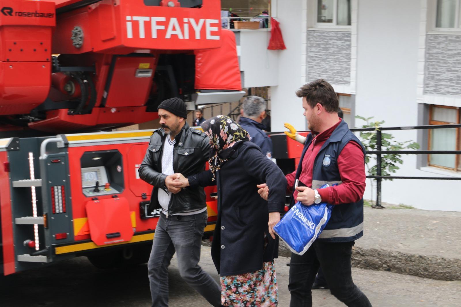 Devrilen elektrik sobası bir aileye kabusu yaşattı Böyle tedbirsizlik olur mu