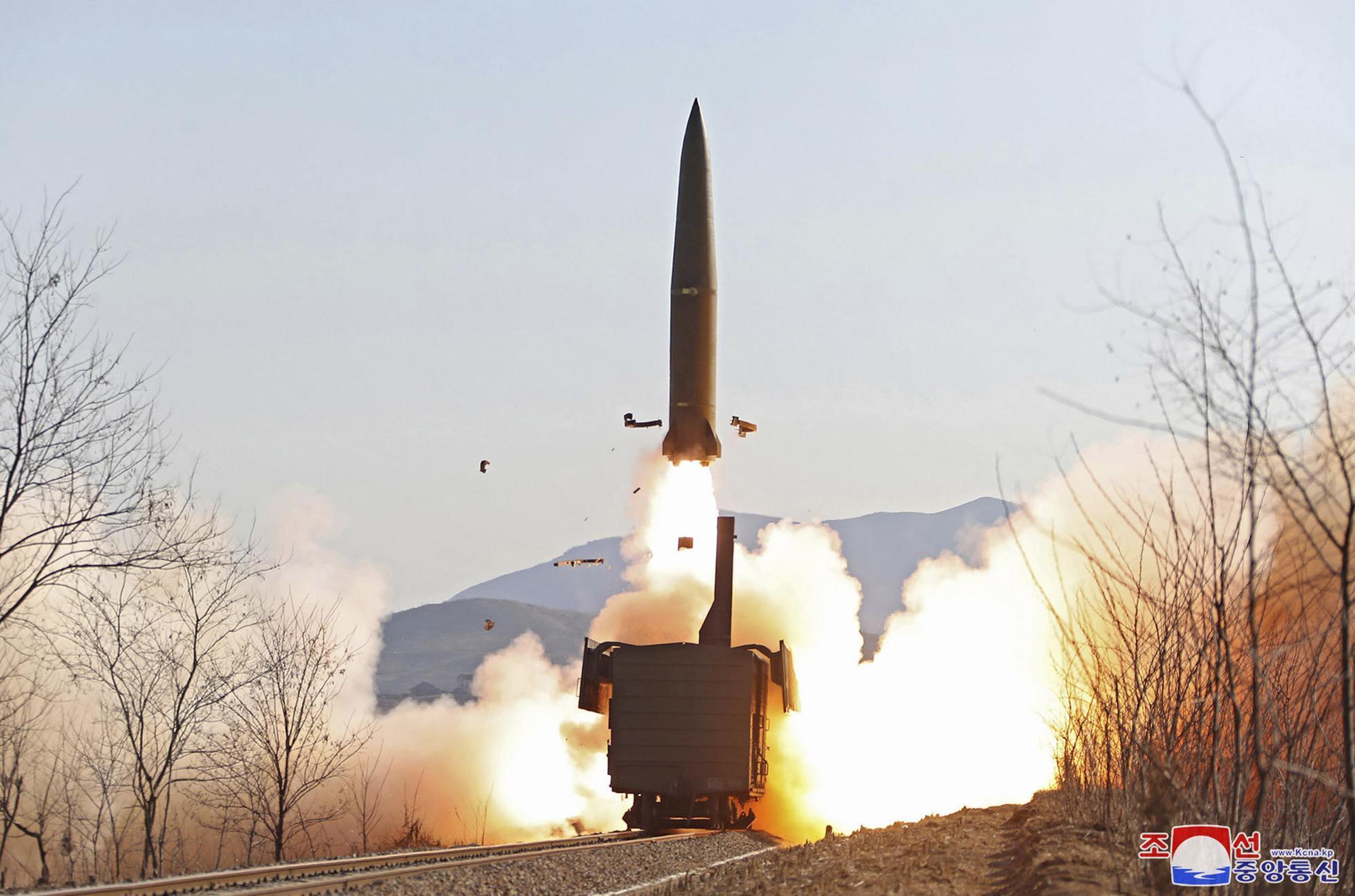 Kuzey Kore 4üncü kez füze denedi