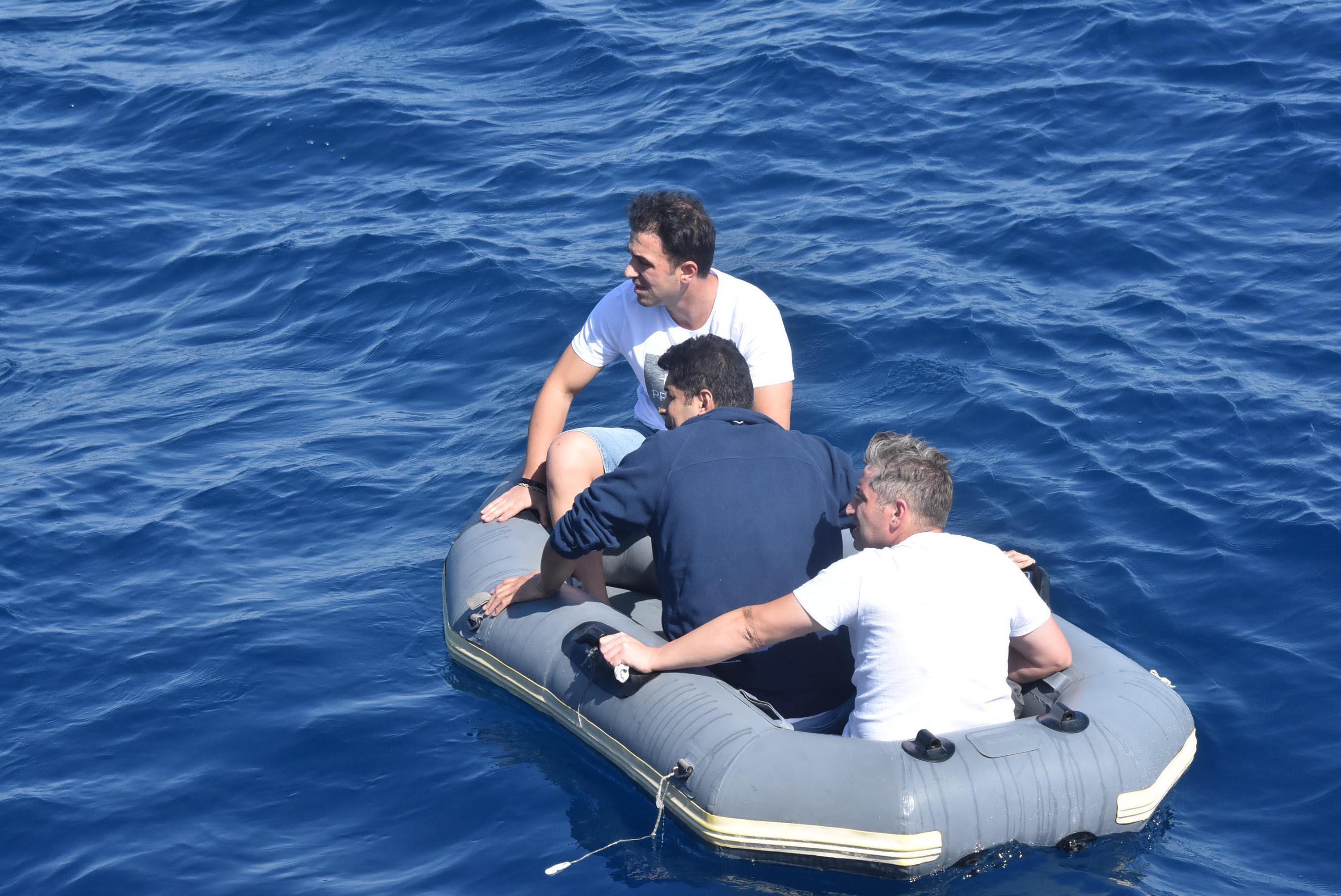 3 üsteğmen su altı aracıyla Yunanistana kaçmaya çalıştı