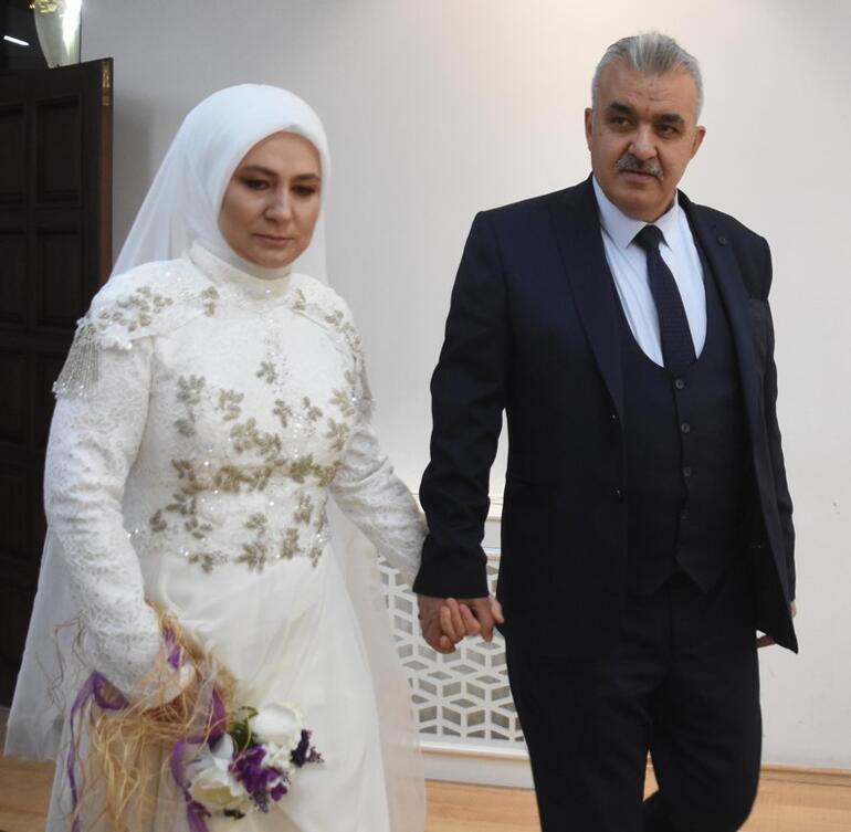 Nişanlandıktan 35 yıl sonra evlendiler Allah’ım bugüne nasip etti