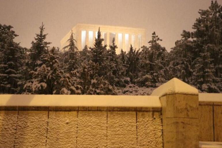 Kar yağışı geri dönüyor Meteorolojiden son dakika açıklaması: Ankara ve İstanbul...