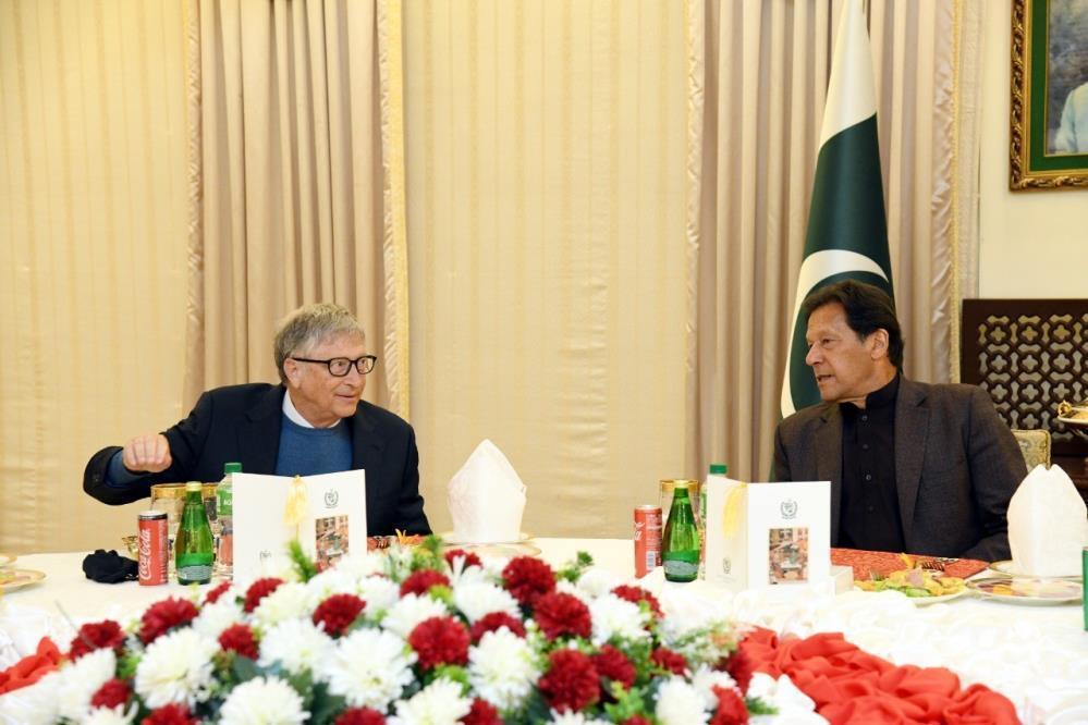 Bill Gatesten Pakistana ziyaret