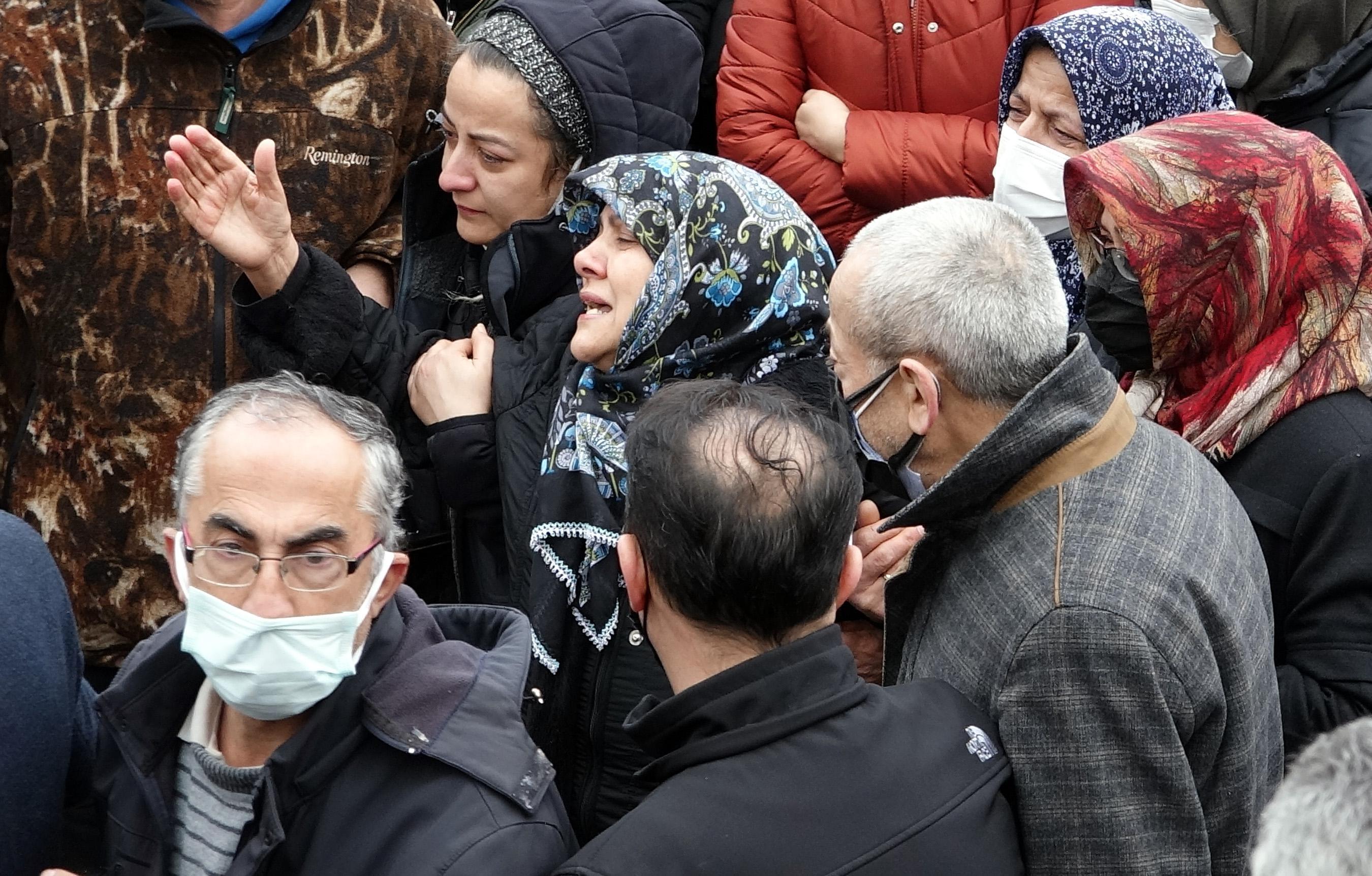 Polis memuru, yanında erkek gördüğü karısını katletti Ortaya çıkan gerçek kahretti