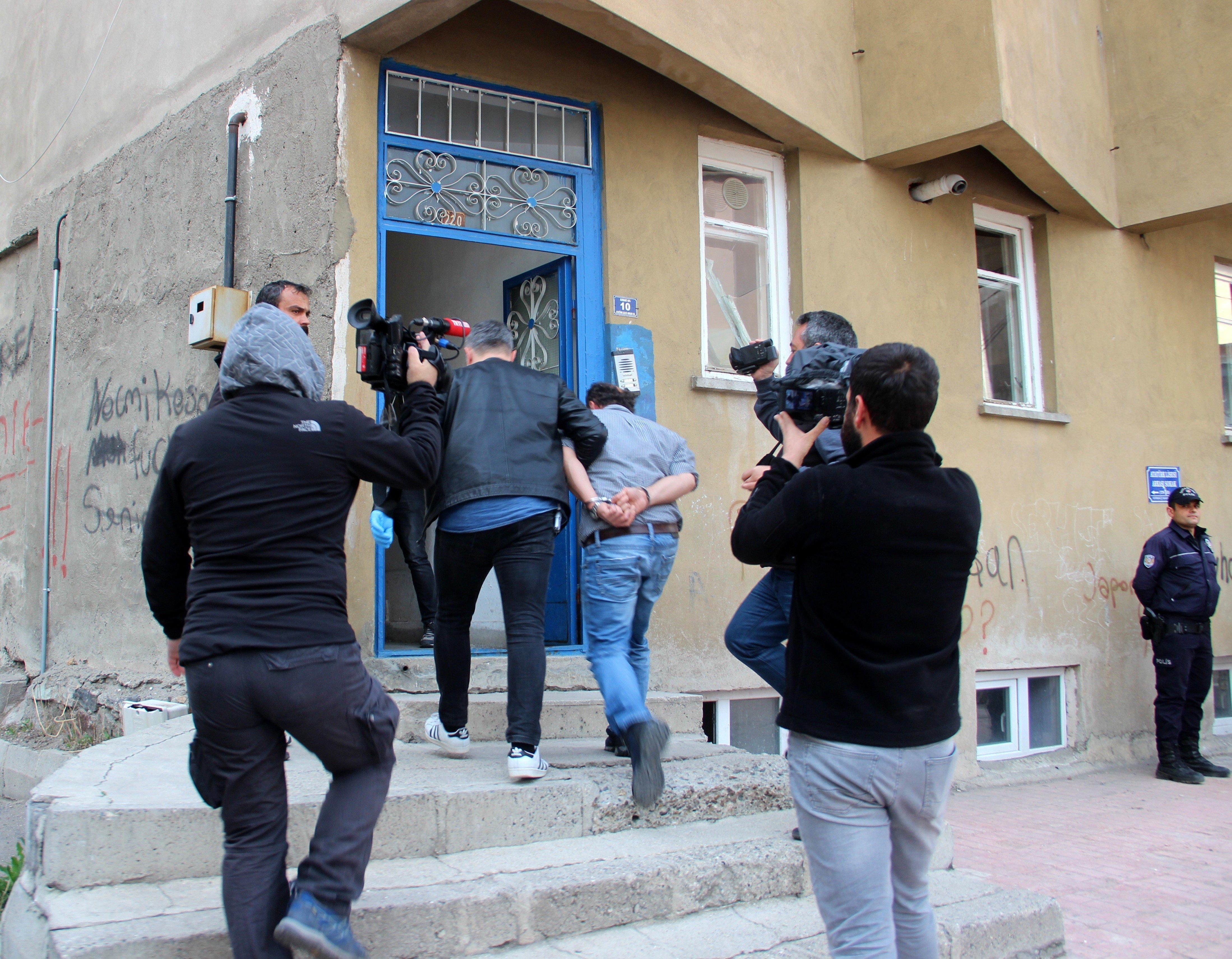 Erzurumda uyuşturucu satıcılarına şafak operasyonu