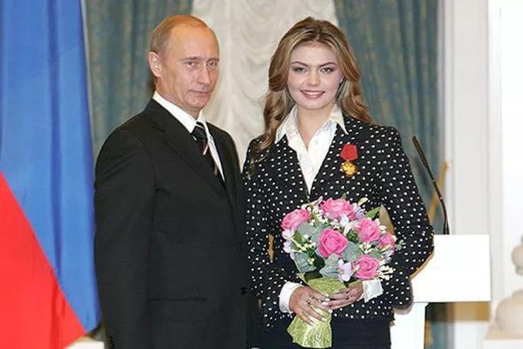 Putin, gizli sevgilisi Alina Kabaeva ve çocuklarını İsviçrede saklıyor
