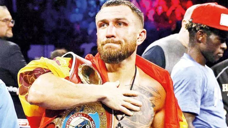 Dünyaca ünlü şampiyon boksörler Ukraynada savaşa katıldı