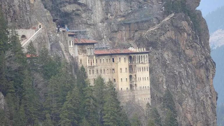 Sümela Manastırı ziyarete açılış için gün sayıyor