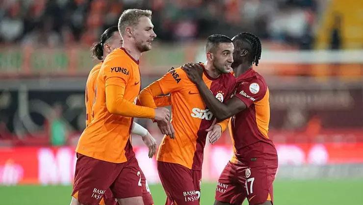 Galatasaray'da Ziyech sürprizi! Icardi'yi bile solladı