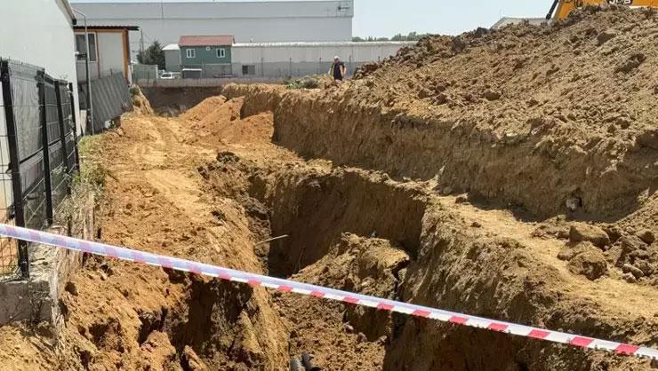 Tuzla'da inşaat alanında 3 işçi göçük altında kaldı