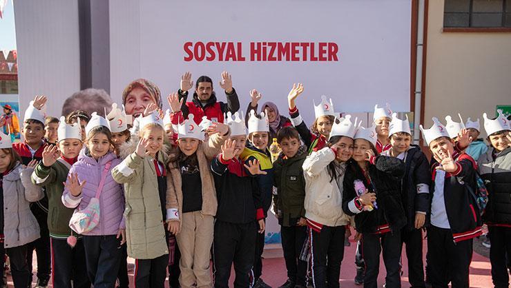 Kızılay Sokağı’nı 20 bin çocuk ziyaret etti