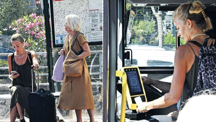 Adalar'a giden Bade İşçil, önce otobüs sonra vapura bindi