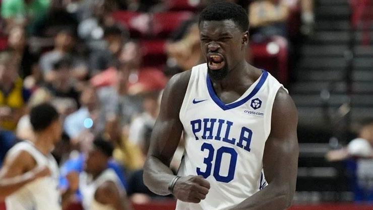 Adem Bona'dan Muhteşem Pota Hakimiyeti: 76ers'ı Galibiyete Taşıyan 6 Blokluk Performans!