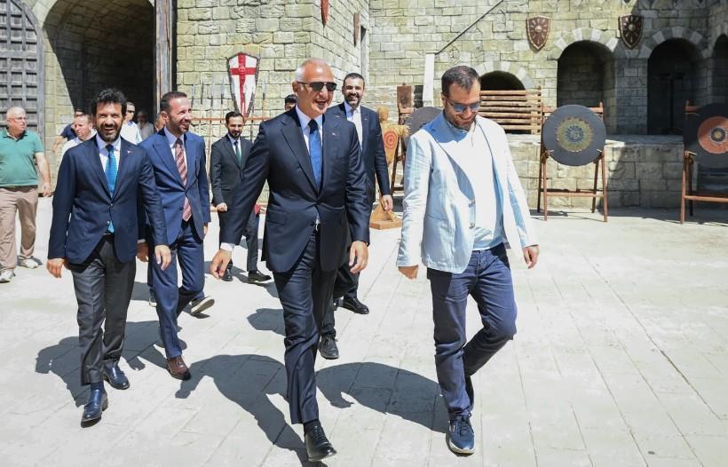 Dünyanın gözü Türk dizilerinde! 170 ülke, 1 milyar izleyici