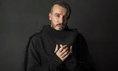Cem Adrian'ın yenilediği köy okulundan mesaj var