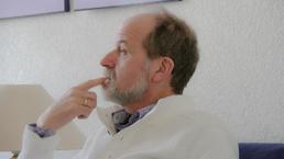 Parmak emmek orucu bozar mı? Elini ağza götürmek orucu zayıflatır mı?