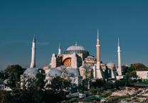 İnsan suresi okunuşu (Türkçe ve Arapça) İnsan suresi tefsiri, meali, fazileti ve anlamı