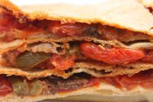 Peynirli ve sarımsaklı fırın patates tarifi, yapılışı, malzemeler ve püf noktası! Peynirli ve sarımsaklı patates nasıl yapılır?