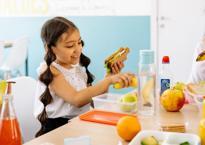 Çocuklar için sağlıklı, yeterli ve dengeli beslenme çantası nasıl olmalı?