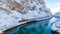 Turistik Doğu Ekspresi yeni sezon seferlerine başladı
