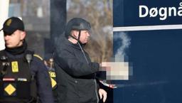 Bu kez de Danimarka'da! Paludan, çelik yelek giyip kask takıp Kuran-ı Kerim yaktı