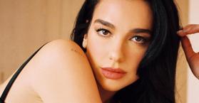 Arnavut güzel Dua Lipa'nın bikinili paylaşımına beğeni yağdı 