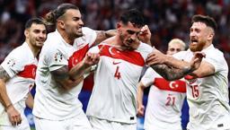 Türkiye - Hollanda maçı başladı! A Milli Takımımız EURO 2024'te yarı final için sahada
