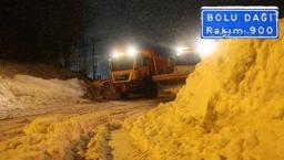 Meteoroloji uyarmıştı! Bolu Dağı'na kar bastırdı, ağır tonajlı araçların geçişine izin yok