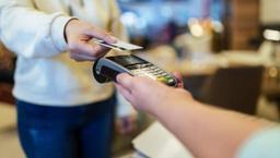 Kredi ve banka kartı için şifresiz temassız işlem limiti yükseltildi