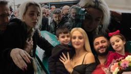 Youtuber babanın öldürdüğü kardeşler toprağa verildi! Annenin yürek yakan feryadı: 'Kimseye bırakamam'