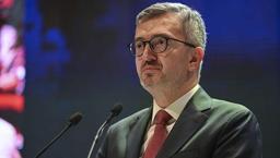 Bayrak indirme provokasyonu! İletişim Başkanı Duran: Cezasız kalmayacak