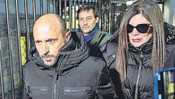 Yanan kayak barı diplomatik kriz çıkardı