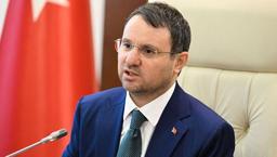 Bakan Gürlek bakan yardımcılarını tebrik etti: Kararlılıkla çalışmaya devam edeceğiz