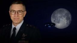 ​UFO dosyalarının kilit ismi sırra kadem bastı! ABD'de 'ulusal güvenlik krizi'