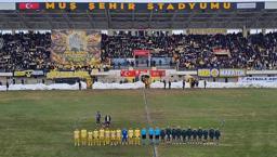 PFDK’dan ceza yağmuru! Bursaspor ve Muş Spor tribünleri kapanıyor