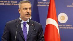 Dışişleri Bakanı Hakan Fidan Özbek mevkidaşı ile görüştü