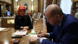 Cumhurbaşkanı Erdoğan'dan Türk Kızılay'a kurban bağışı