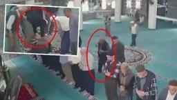Yaşlı adam namazda kalp krizi geçirdi! İmam son anda hayata döndürdü