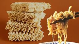 Tavuk aromalı ‘hazır noodle’larda salmonella tehdidi! Vaka sayısı 100’ü geçti