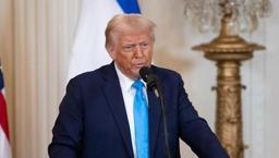 ABD Başkanı Trump: Hürmüz Boğazı açık