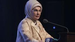 Emine Erdoğan’dan AK Parti’nin 25’inci kuruluş yıl dönümüne kutlama mesajı