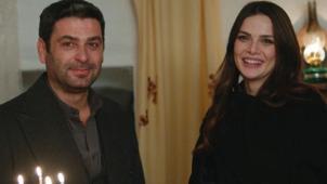 Uzak Şehir'de Boran ifşa oldu! Cihan ve Alya aşka geldi