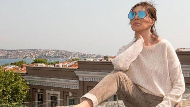 Yıllara meydan okuyor! 78 yaşına girdi)