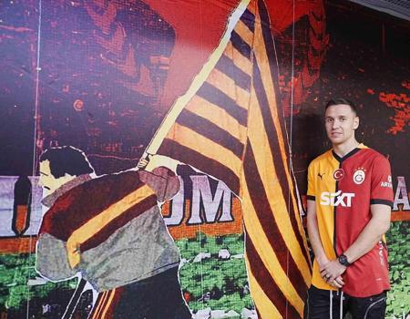 Galatasaray KAP'a bildirdi! Yıldız oyuncu resmen ayrıldı)