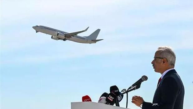 Bakan Uraloğlu uyardı: Uçaklarda Powerbank tehlikesine dikkat!)