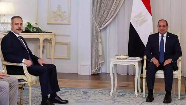 Dışişleri Bakanı Hakan Fidan, Mısır Cumhurbaşkanı Abdülfettah es-Sisi ile görüştü)