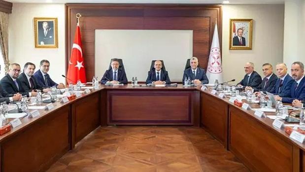 Gıda Komitesi, Hazine ve Maliye Bakanı Mehmet Şimşek'in ev sahipliğinde toplandı)