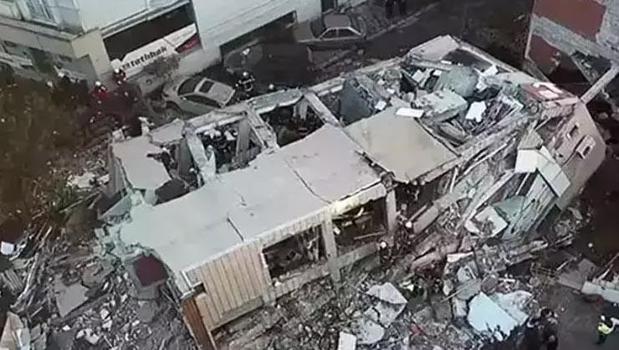 Gebze'de çöken bina ile ilgili 40'ın üzerinde uzman bölgede inceleme yapıyor)