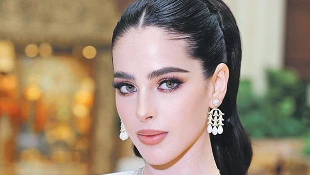 Güzellik yarışmasında hakaret skandalı)