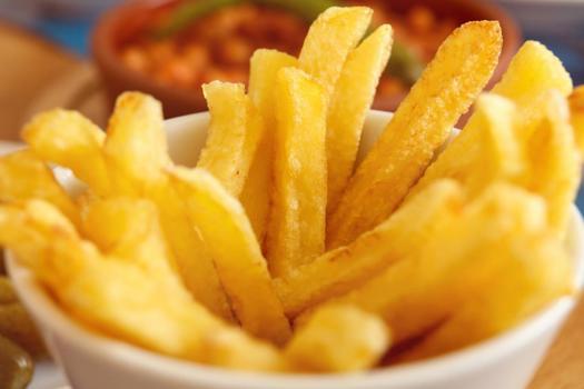 Hepimizin sofrasında var! Uzmanlar uyardı: Beyni hızla yaşlandırıyor)